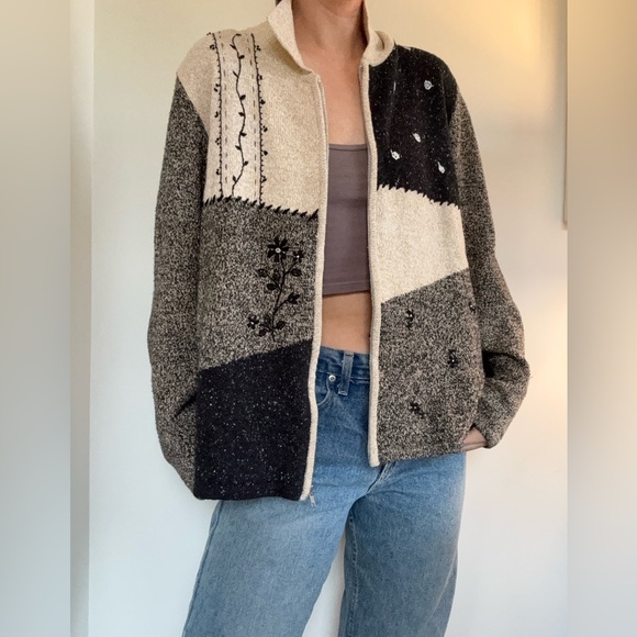 neutral floral patch work grandma core Knit zip up jacket - Picture 2 of 2